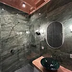 Avec Jacuzzi Les Pieds Dans La Vignes Hotell *