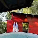 Avec Jacuzzi Les Pieds Dans La Vignes Hotell